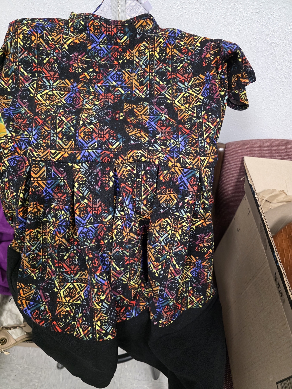 LuLaRoe Multicolor Geometric Short Sleeve Dress With Pockets - Black Base